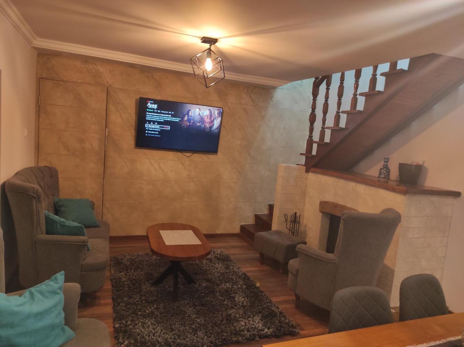سميديريفو Vila Mila Riverside Apartments الغرفة الصورة